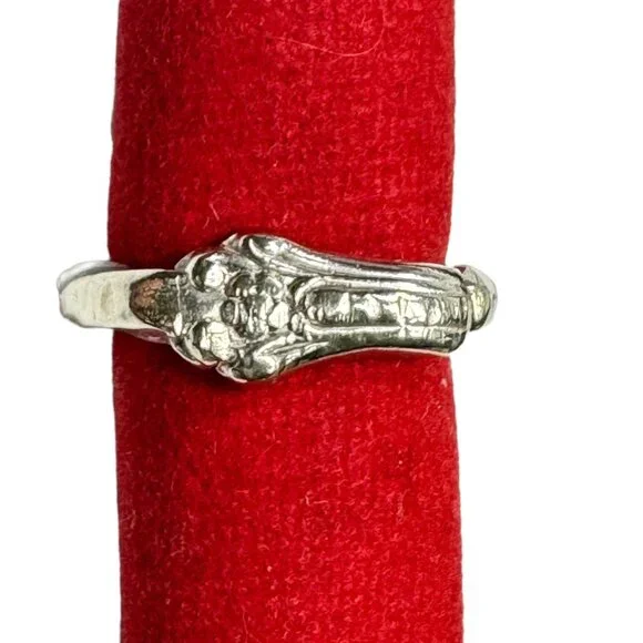 Antique British Silverware Ring Artisan Crafted from Silver Plated Bread Fork - Picture 1 of 14
